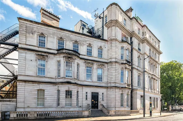 Grosvenor Gardens, London, SW1W 0BD, photo 1