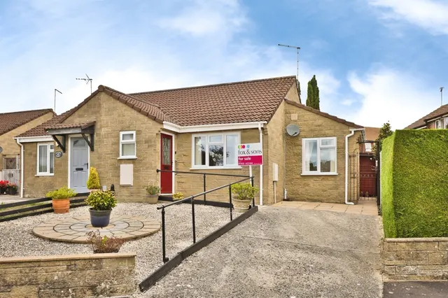 Malvern Court, YEOVIL, photo 1