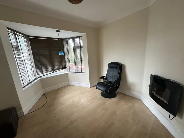 West End Lane, New Rossington, DN11, photo 2