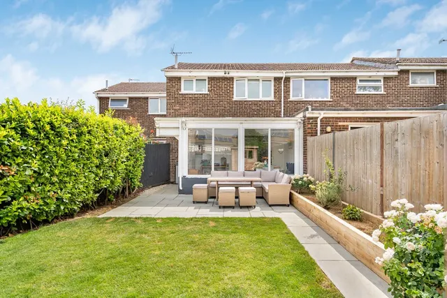 Yeats Close, Royston, SG8, photo 1