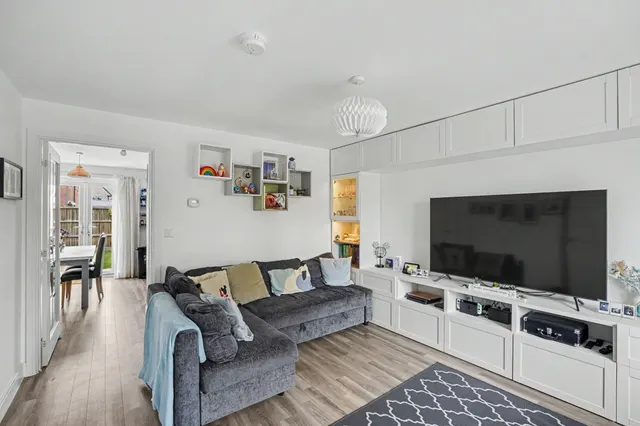 Forsythia Road, Ely, CB6, photo 2