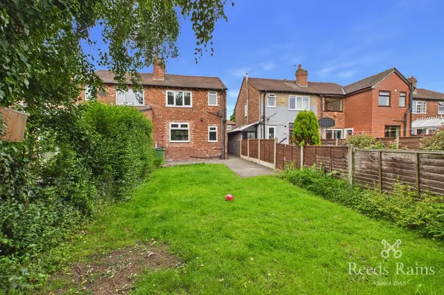 Claremont Road, Great Moor, Cheshire, SK2, photo 1