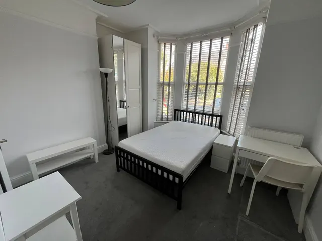 Hastings Road, Maidstone, ME15, photo 1