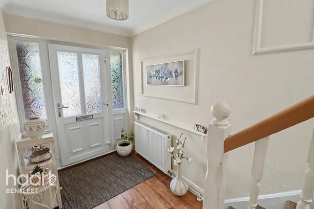 Birch Close, Benfleet, SS7, photo 2