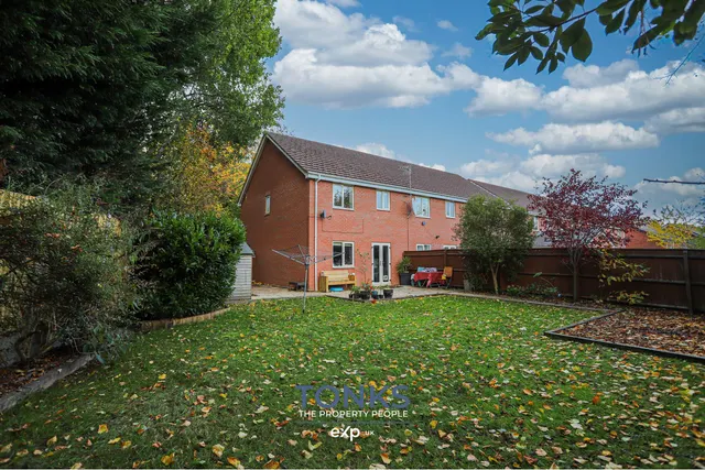 Old Hawne Lane, Halesowen, B63, photo 2