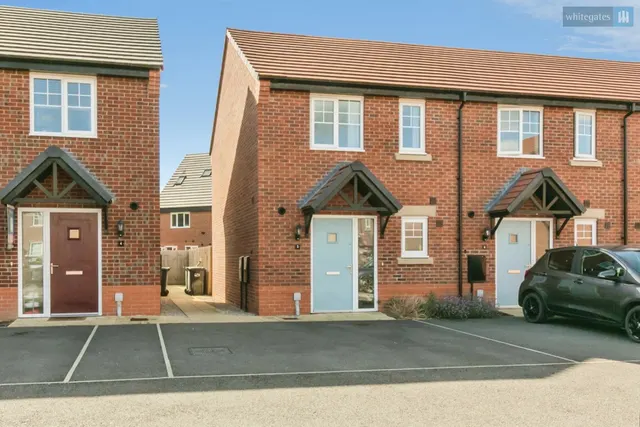 Thomas Aston Place, Henhull, CW5, photo 1