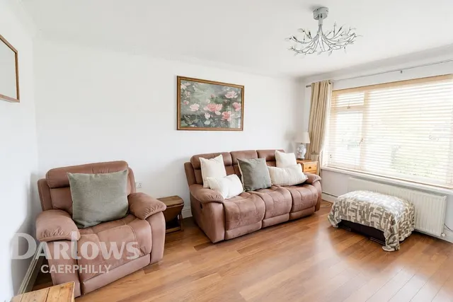 Ashgrove Terrace, Treharris, photo 3