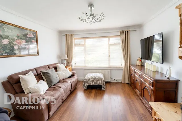 Ashgrove Terrace, Treharris, photo 2