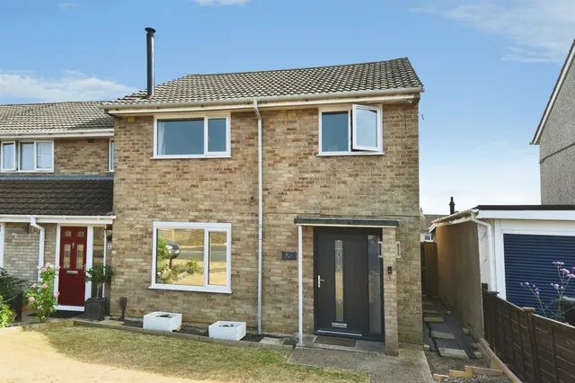 Wood Park, Ludgershall, Andover, photo 1