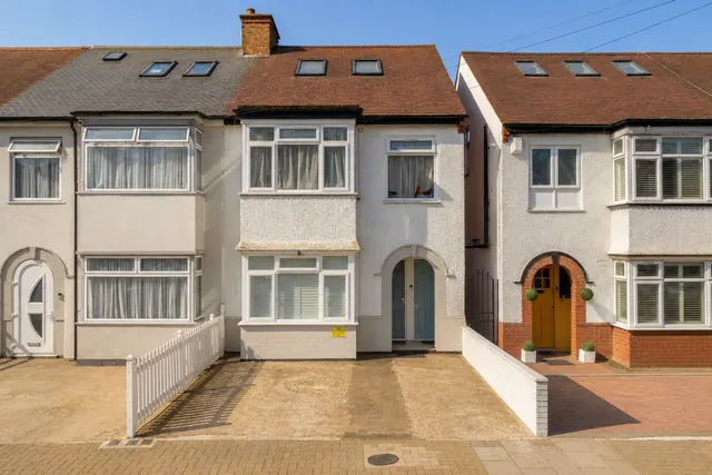 Parkfield Road, Harrow, HA2, photo 1