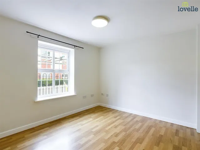 Cambrai Close, Lincoln, LN1, photo 2