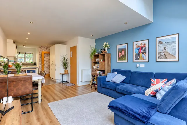 Chequers Avenue, High Wycombe, HP11, photo 2