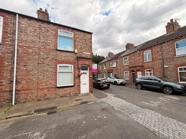 Allan Street, York, photo 1