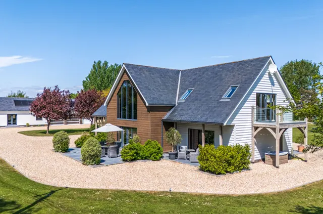 Almodington Lane, Earnley, PO20, photo 1