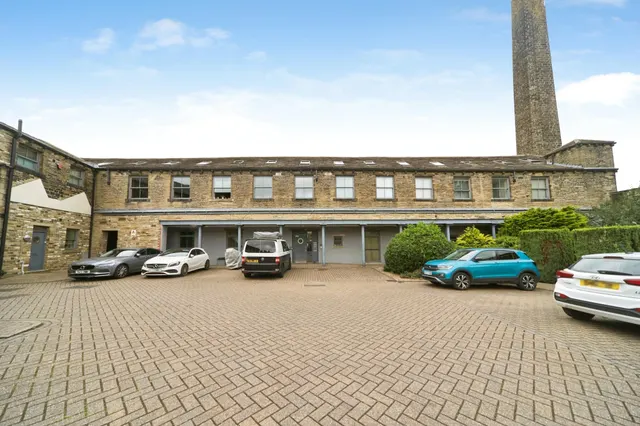 Hainsworth Road, Silsden, BD20, photo 2
