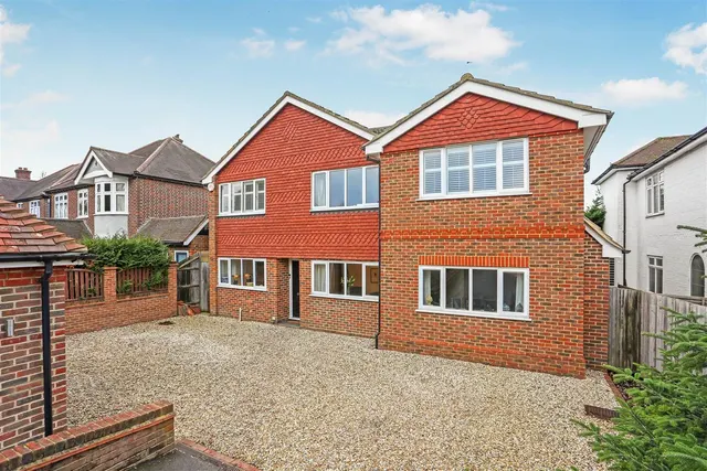 Leatherhead Road, Great Bookham, KT23 4RR, photo 1