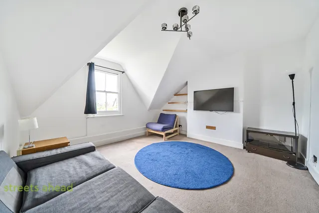 Woodstock Road, Croydon, CR0, photo 1
