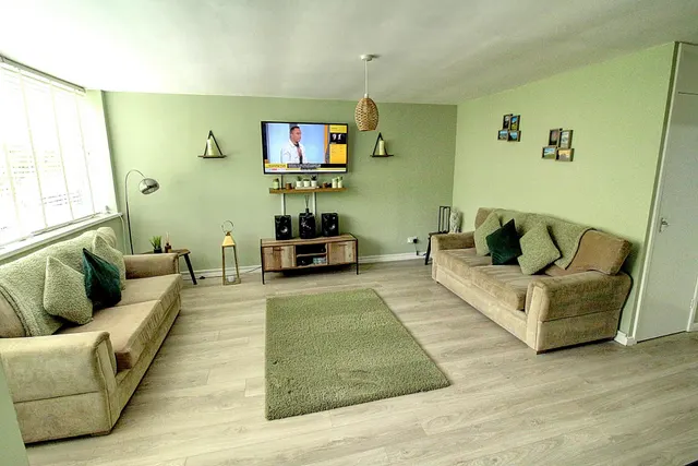 Lutterworth Road, Nuneaton, CV11, photo 3