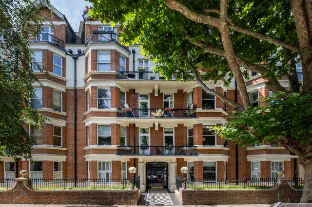 Photo 2 — Wymering Road, London, W9