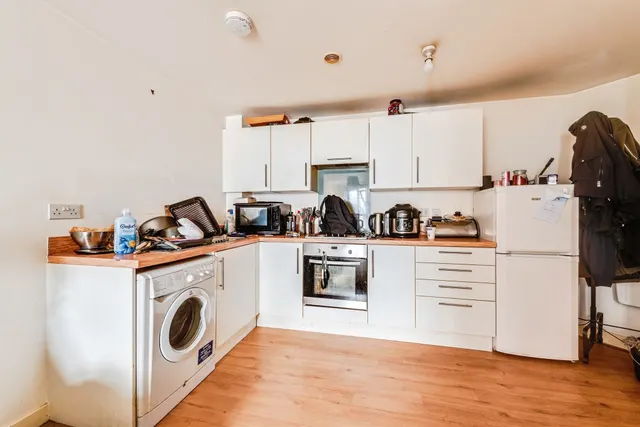 Harding Street, Swindon, SN1, photo 2