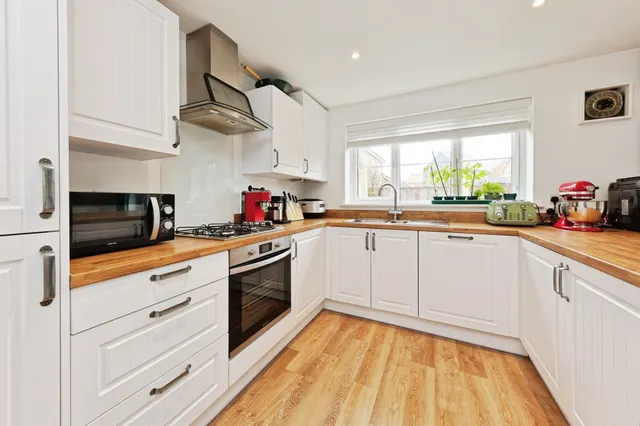 Butterfield Way, Ash, CANTERBURY, photo 1