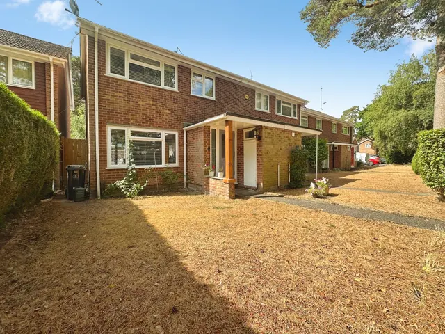 Loweswater Walk, Camberley, SURREY, GU15 1BH, photo 1