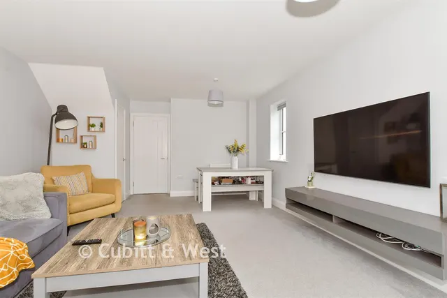 Kings Close, Yapton, BN18, photo 3