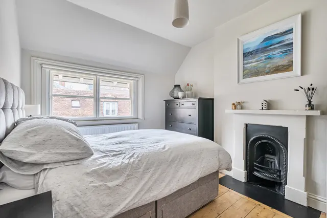 Photo 3 — Five Alls Court, Marlborough, SN8