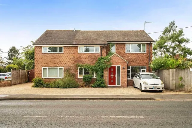 Abingdon Road, Drayton, OX14, photo 1