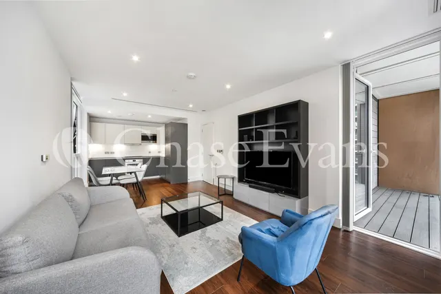 2 bedroom flat, Harbour Way, Canary Wharf, E14