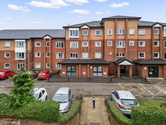 Flat 84, Undercliffe House Dingleway, Warrington, Appleton, WA4 3AP, photo 1