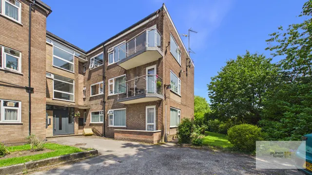 Dovehouse Close, Whitefield, Manchester, M45 7PE, photo 1