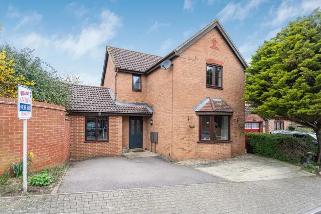 Oxhouse Court, Shenley Brook End, Milton Keynes, Buckinghamshire, MK5 7GL, photo 1