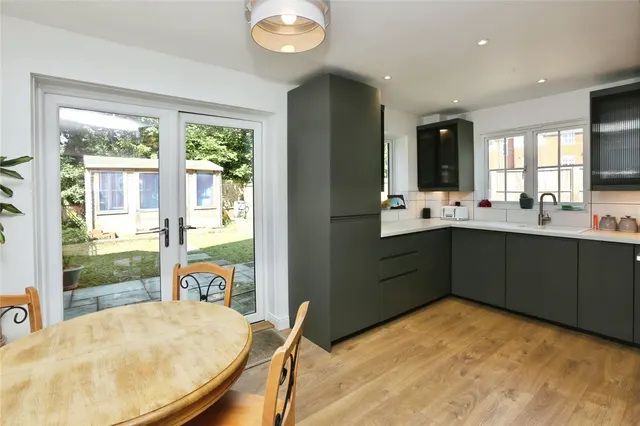 Little Fox Drive, Park Gate, SO31, photo 2