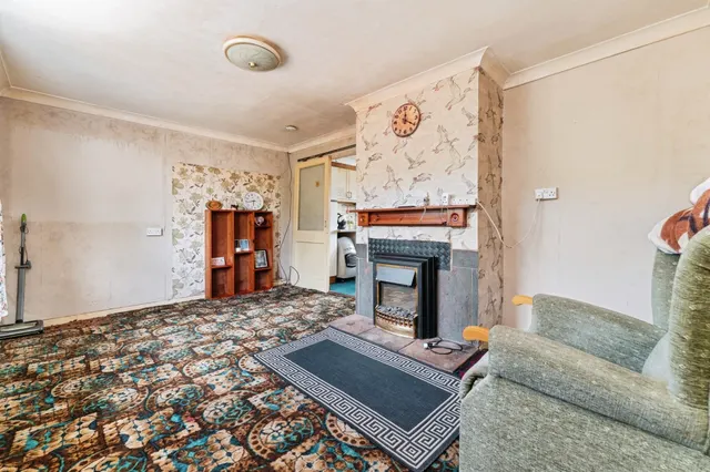 Oaklands Avenue, Huntingdon, PE28, photo 3