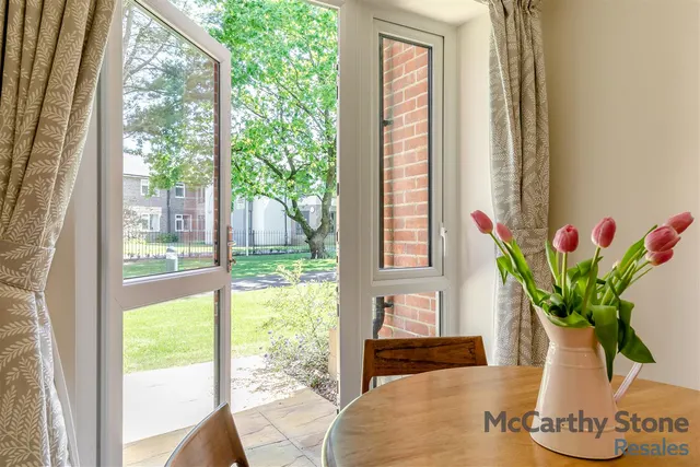 Ack Lane East, Bramhall, SK7, photo 1