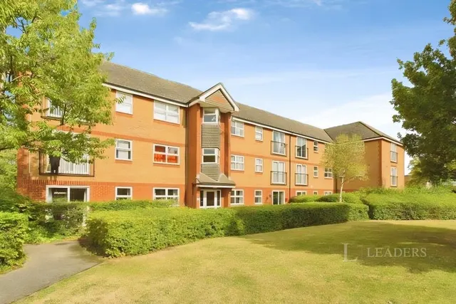 Blackthorn Close, Cambridge, CB4, photo 1