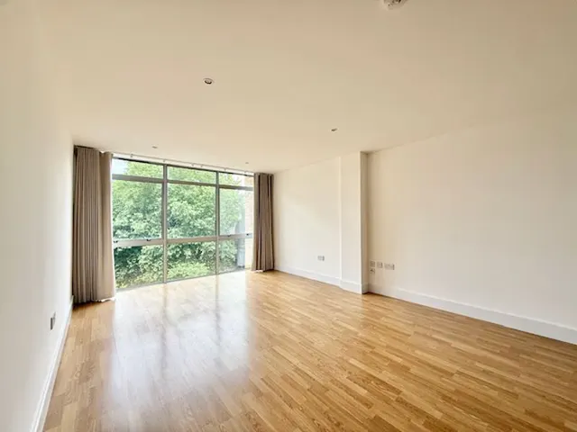 Long Lane, London SE1 4PB, photo 1
