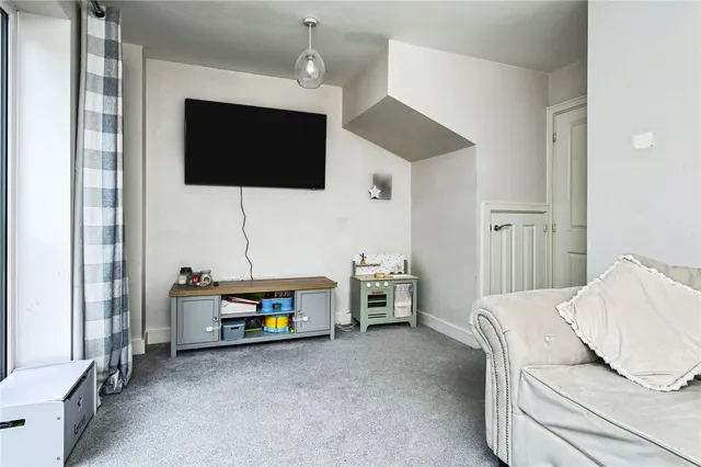 Photo 3 — Moorgate Avenue, New Houghton, Mansfield, Derbyshire, NG19