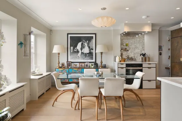 Photo 2 — Ladbroke Gardens, Notting Hill, W11 2PT