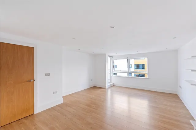 Shepherdess Walk, Angel Wharf, N1, photo 2