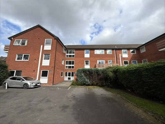 2 bedroom flat — Mistral Court, Eccles, Manchester, Greater Manchester, M30 9JB