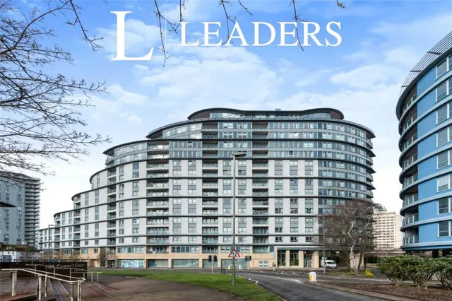 Station Approach, Woking, GU22, photo 2
