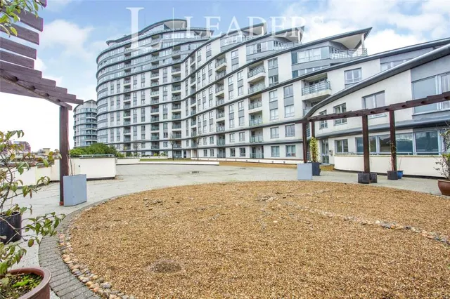 Station Approach, Woking, GU22, photo 1