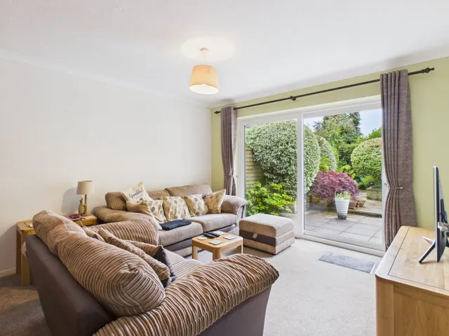 Fernside, Great Kingshill, HP15, photo 2