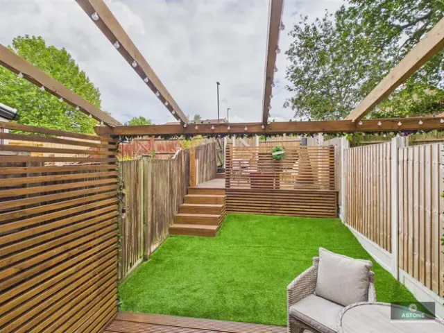 Prestwick Close, Ifield, Crawley