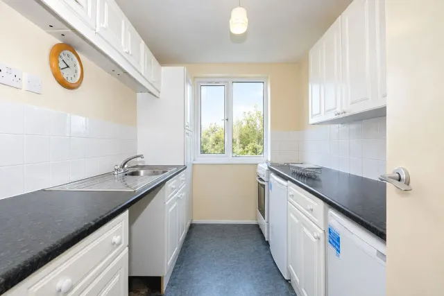 Cuckoowood Avenue, Maidstone, ME14, photo 2
