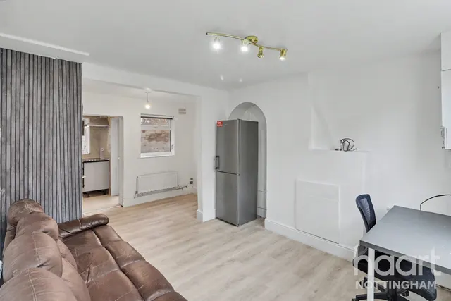 Ivy Grove, New Basford, NG7, photo 2
