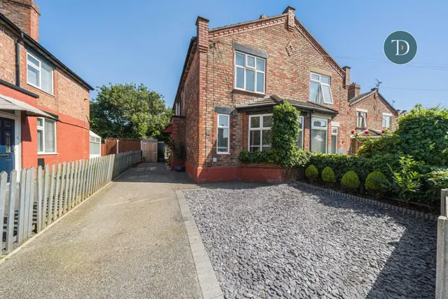 Grace Road, Ellesmere Port, CH65 2BH, photo 1