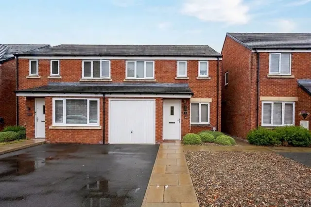 Linnet Road, Maghull, L31, photo 1